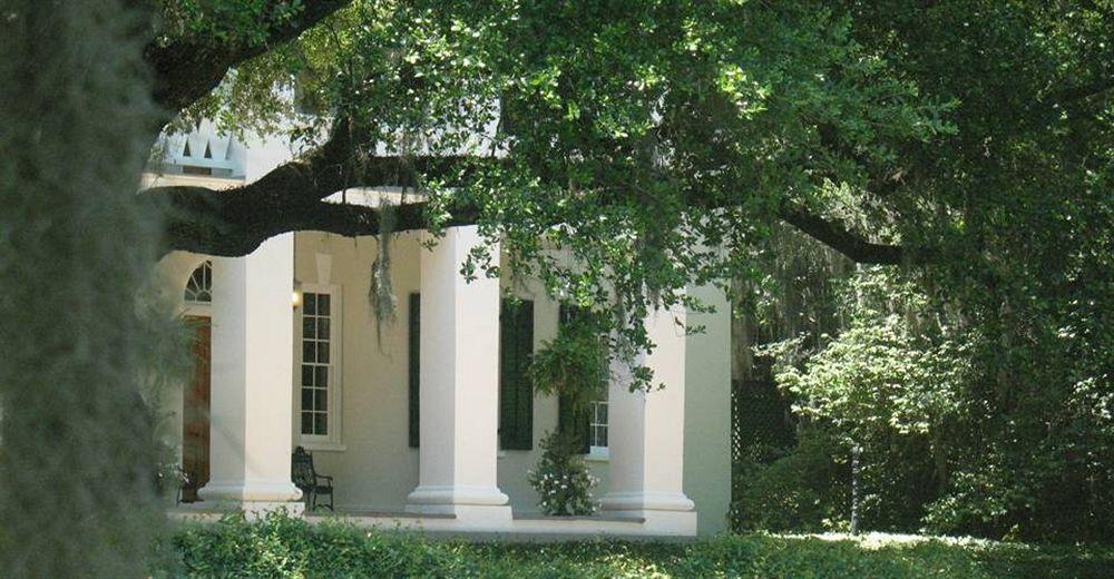 Monmouth Historic Inn Натчез Екстер'єр фото