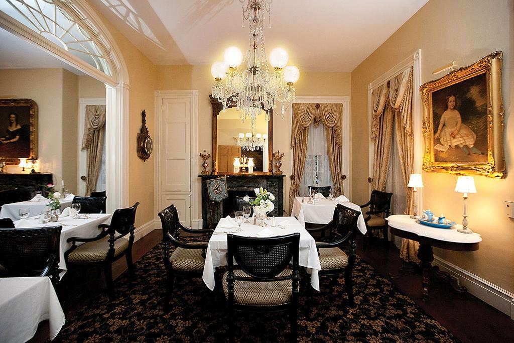 Monmouth Historic Inn Натчез Екстер'єр фото