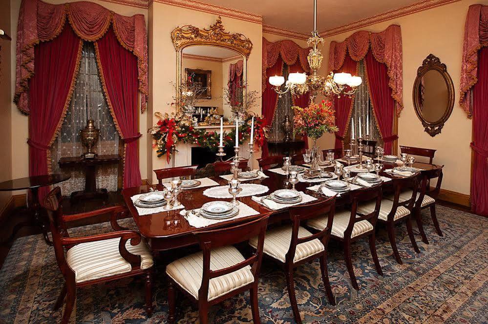Monmouth Historic Inn Натчез Екстер'єр фото