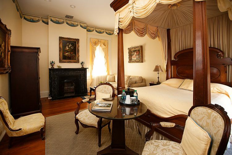 Monmouth Historic Inn Натчез Екстер'єр фото